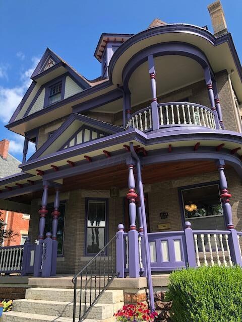 Upper Balcony Porch