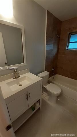 601 SW 14th Terrace unit 3, Fort Lauderdale, FL 33312 - photo 3