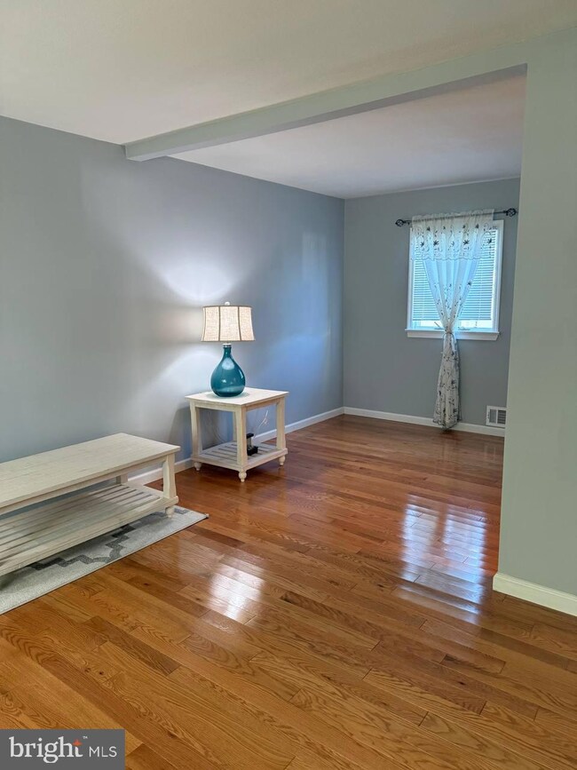 23 Dan Rd, Trenton, NJ 08620 - photo 4