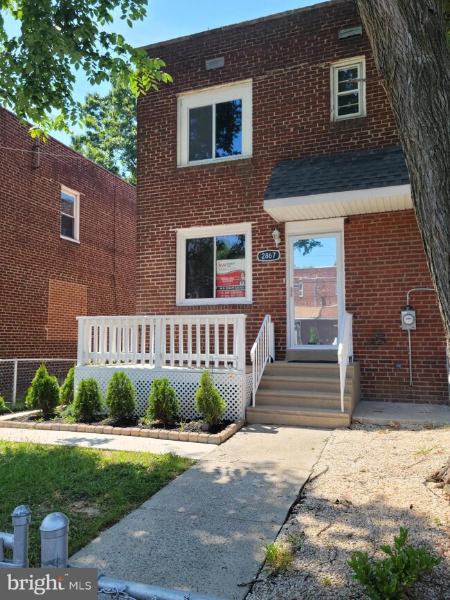 2867 Cushing Rd, Camden, NJ 08104 - photo 2