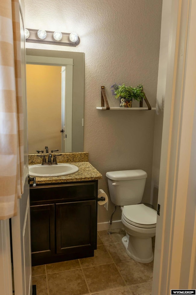 935 Flicker St, Douglas, WY 82633 - photo 4