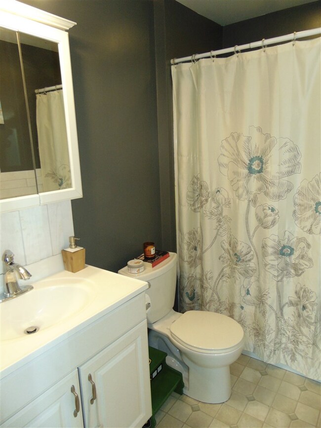 64 Pleasant St, Franklin, NH 03235 - photo 7