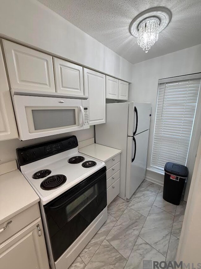 Yorkshire Court Condominums unit 211, Metairie, LA 70002 - photo 6