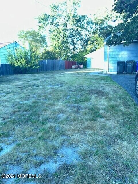 23 side yard