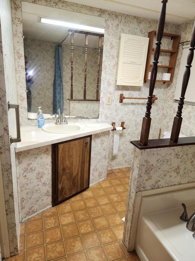 949 945 Ellingsworth Ln, Highlandville, MO 65669 - photo 7