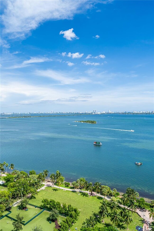 Aria on the Bay unit 2311, Miami, FL 33132 - photo 4