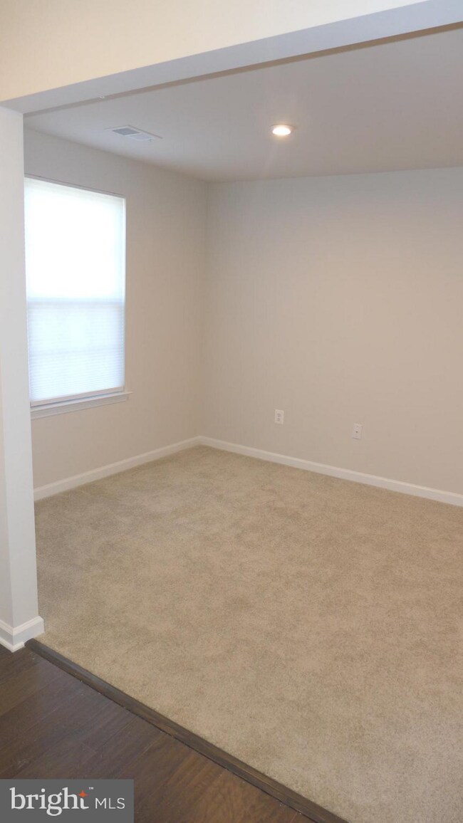 7843 Chanceford Dr, Hanover, MD 21076 - photo 5