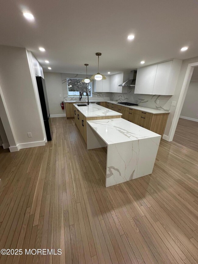 469 Wall St, Eatontown, NJ 07724 - photo 6