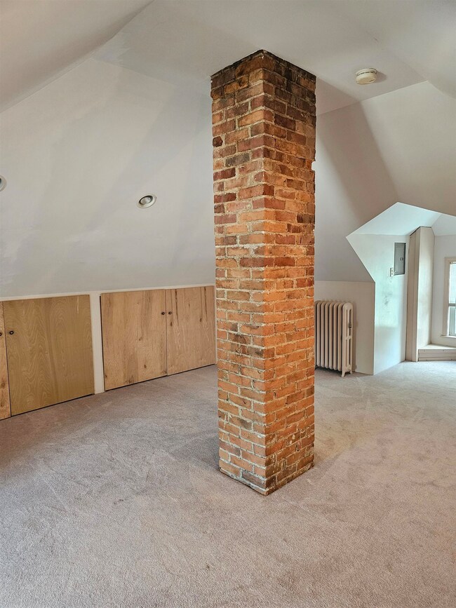 627 Central Ave, Dover, NH 03820 - photo 4