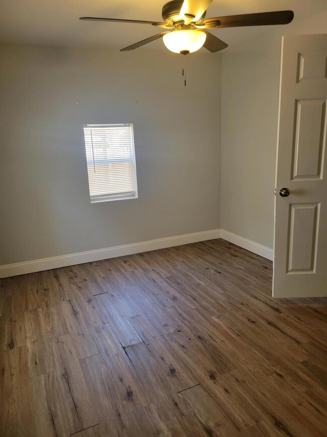 712 Jameson St, Weatherford, TX 76086 - photo 6