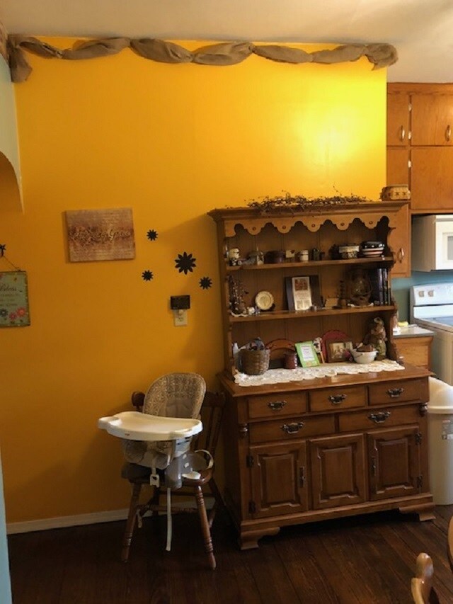 403 E Walnut St, Argos, IN 46501 - photo 5