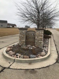 14 Boulder Dr, Carlock, IL 61725 - photo 2