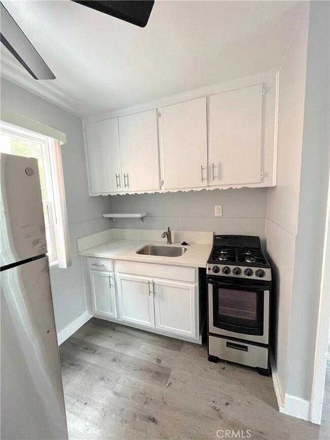 2403 Louella Ave unit 3, Venice, CA 90291 - photo 5