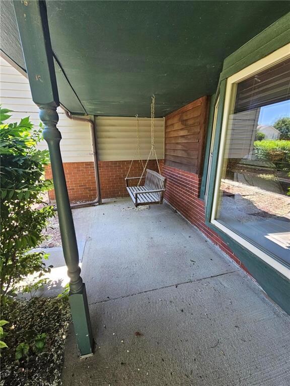 6004 Amazonia Rd, Saint Joseph, MO 64505 - photo 4