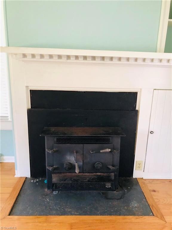 221 Greenvale Rd, Asheboro, NC 27203 - photo 3