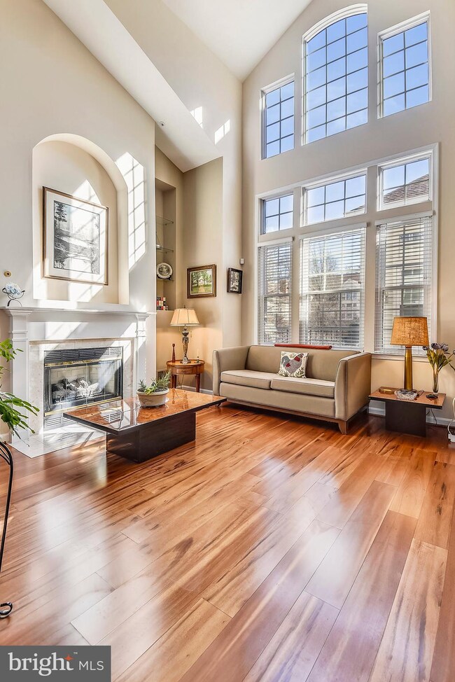 7021 Haycock Rd unit 806, Falls Church, VA 22043 - photo 2