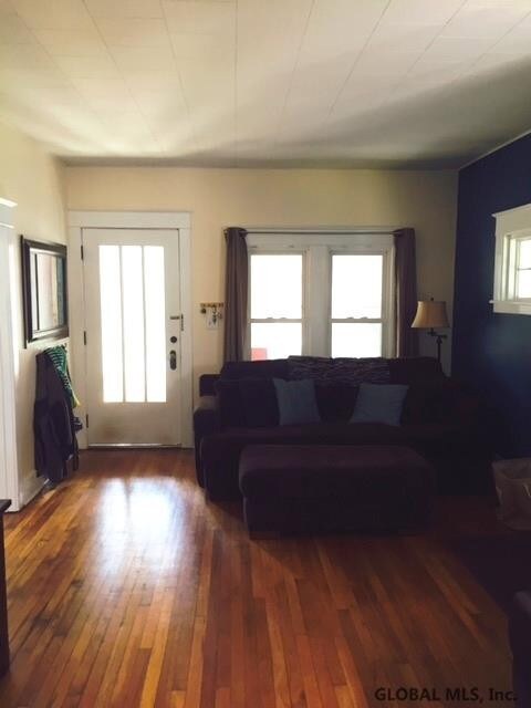 20 Oakwood Place, Delmar, NY 12054 - photo 2