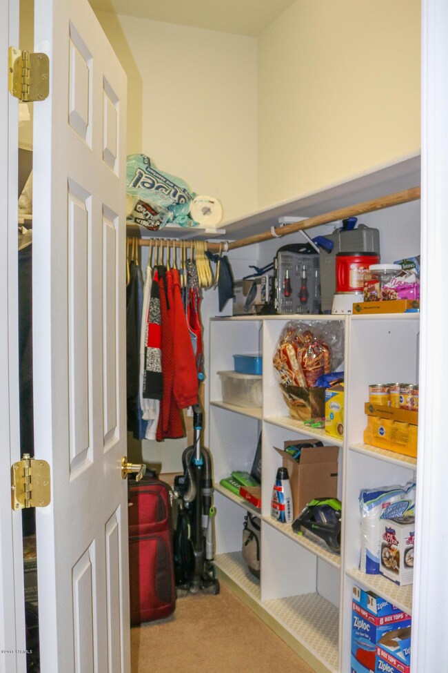 Ample Pantry
