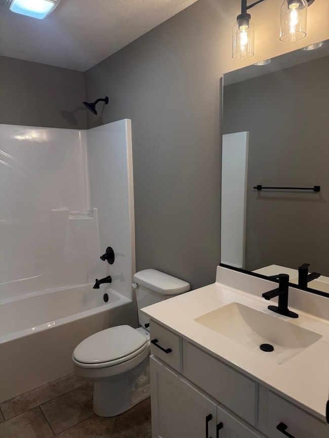 1725 Bluestone Dr, Normal, IL 61761 - photo 6