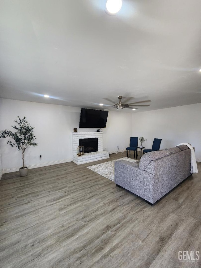 5812 Appletree Ln, Bakersfield, CA 93309 - photo 6