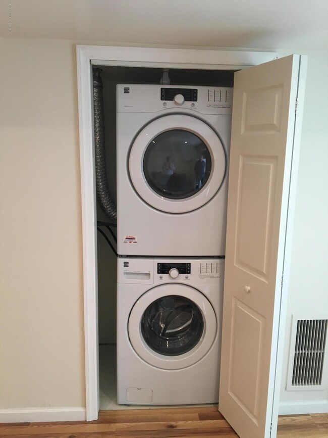 28 Cannon Ave, Staten Island, NY 10314 - photo 6