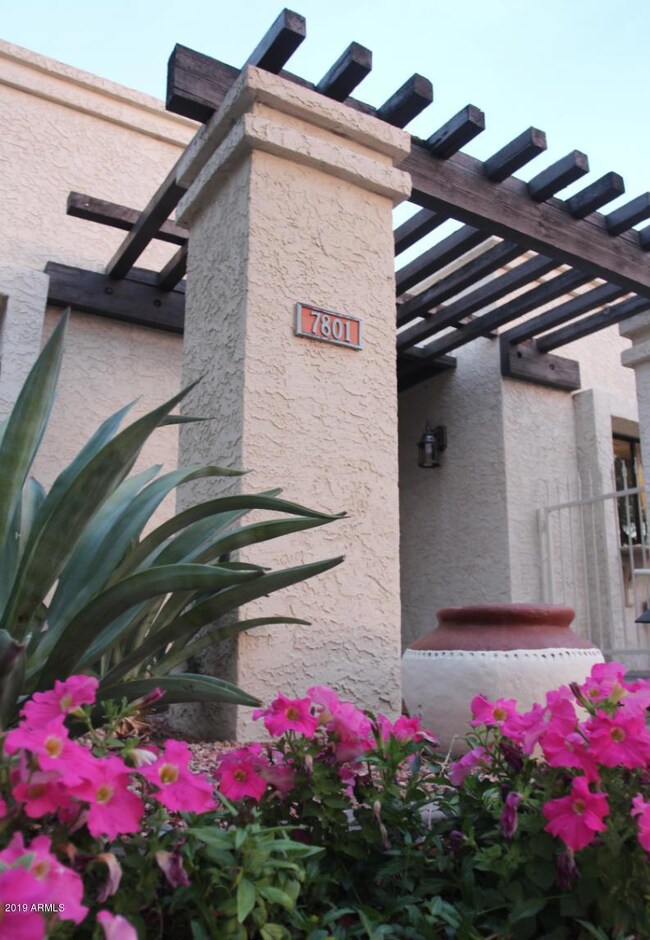 02C Front Entry exterior_4