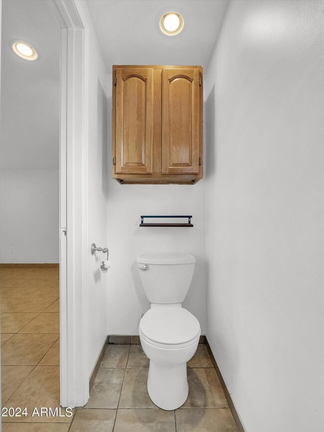 826 E Butler Dr unit A, Phoenix, AZ 85020 - photo 6