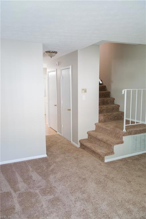 433 Lester Rd unit 1, Newport News, VA 23601 - photo 2