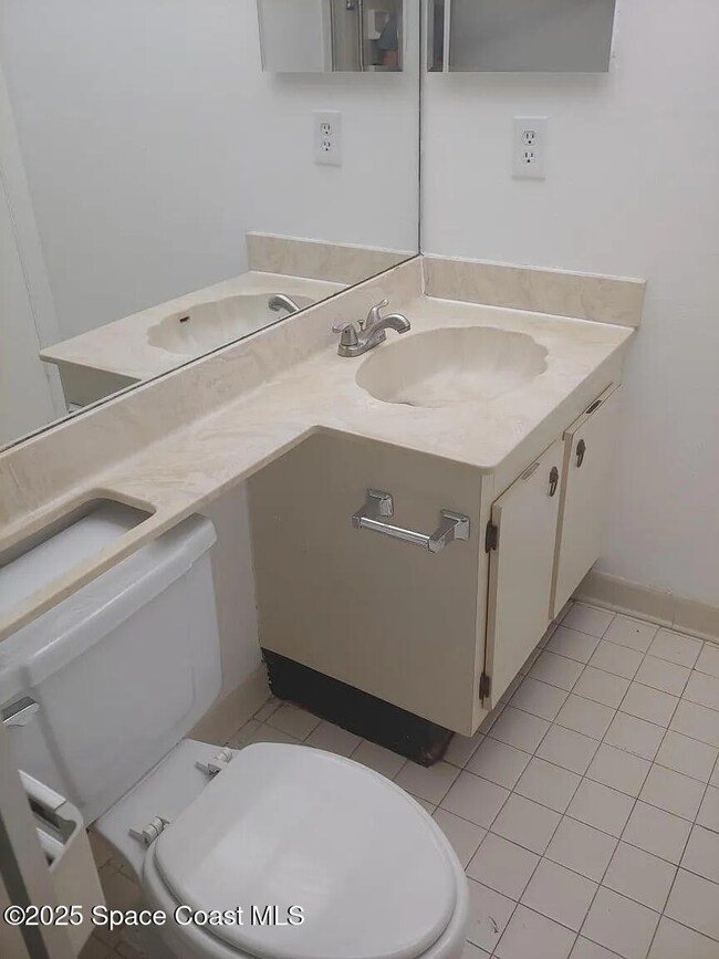 4 - 7770 Tahiti Ln Apt 208