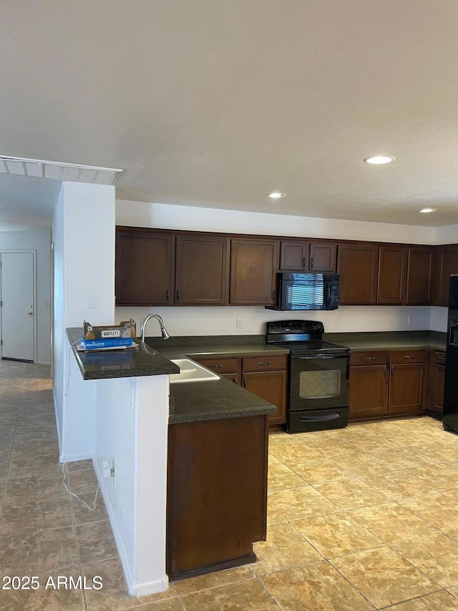 42264 W Desert Fairways Dr, Maricopa, AZ 85138 - photo 4