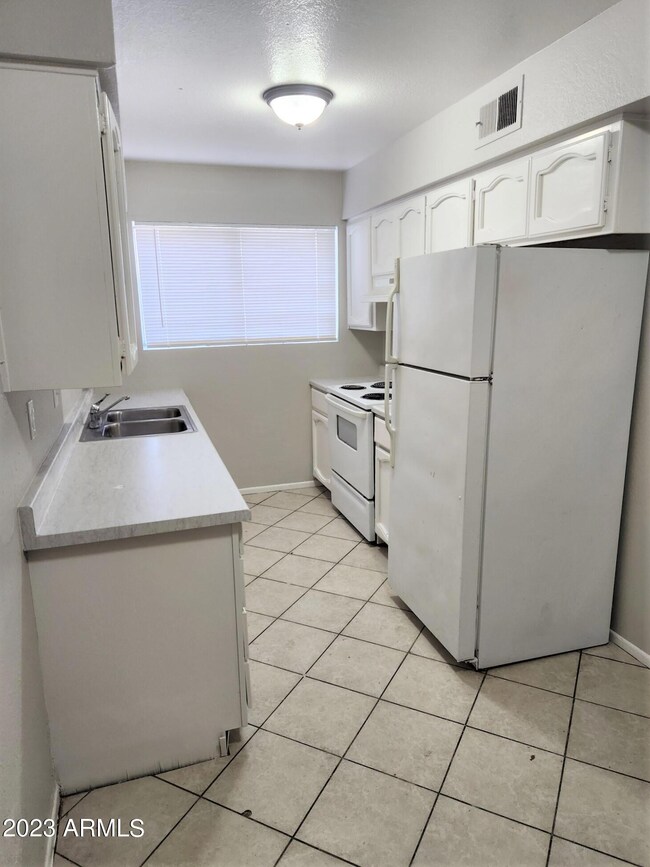 738 E 1st Ave unit 2, Mesa, AZ 85204 - photo 7