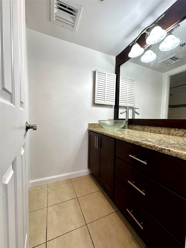Sage Condominiums unit 1406, Houston, TX 77056 - photo 7