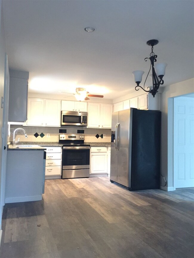 16 Serenitas Ln, Goffstown, NH 03045 - photo 4