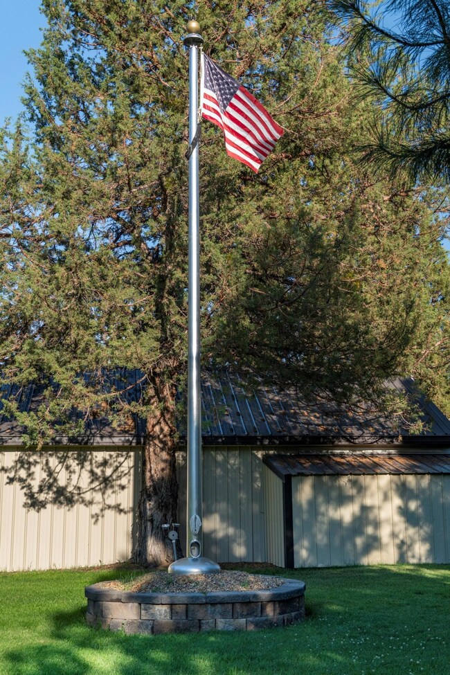 65309 Saddle Dr, Bend, OR 97703 - photo 6