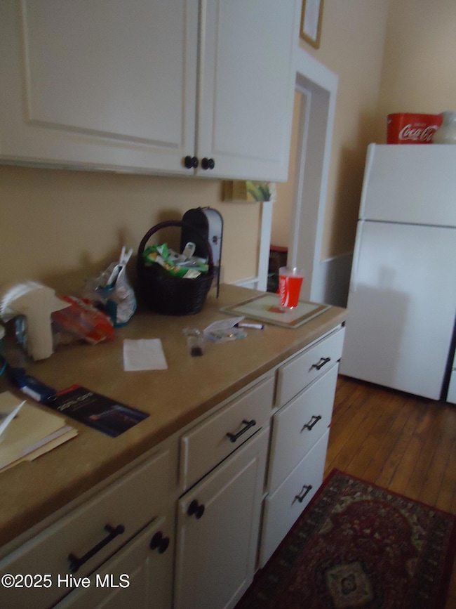 401 A S. 5th Ave Kitchen.1