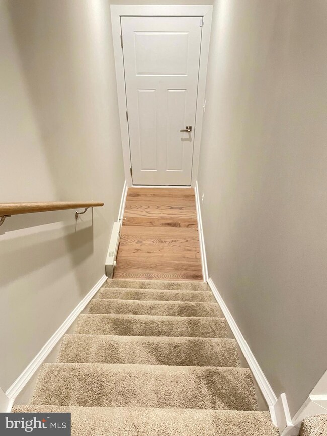 42589 Burbank Terrace, Sterling, VA 20166 - photo 6