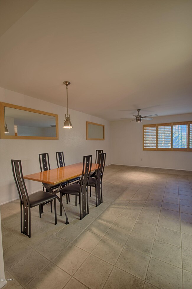 1202 E Big Rock Rd__24