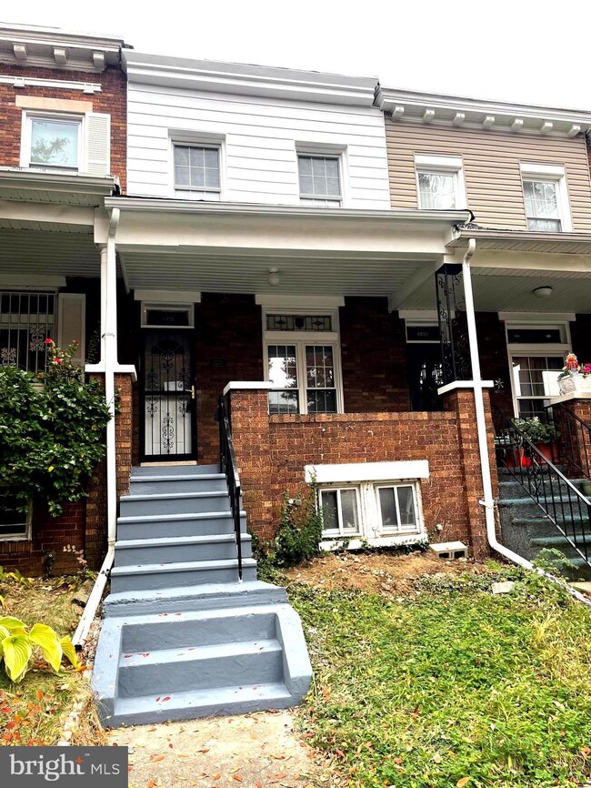 2231 W Lexington St, Baltimore, MD 21223 - photo 2