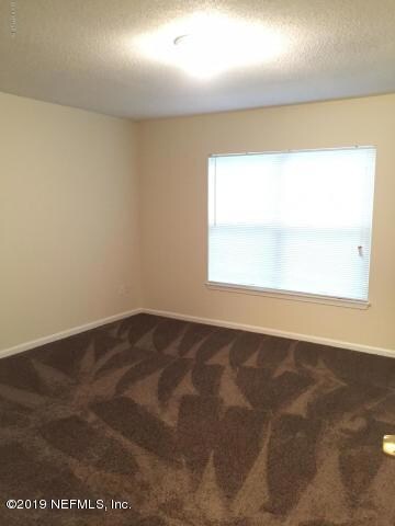 5641 Ellis Trace Dr, Jacksonville, FL 32205 - photo 7