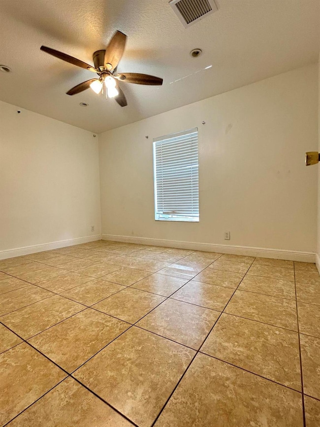 819 Hansen St, West Palm Beach, FL 33405 - photo 4