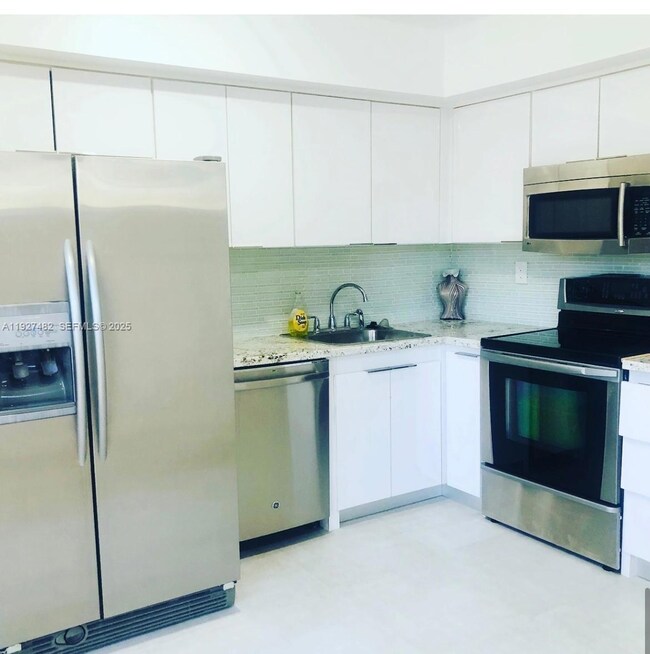 920 SW 7th Ave unit 13, Miami, FL 33130 - photo 6