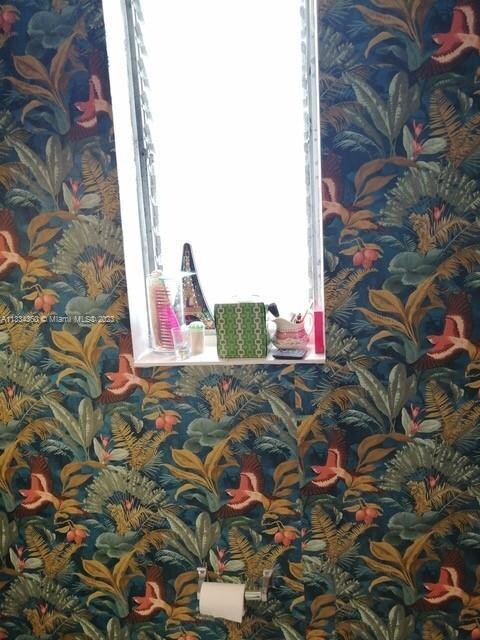 7911 Carlyle Ave unit 2, Miami Beach, FL 33141 - photo 7