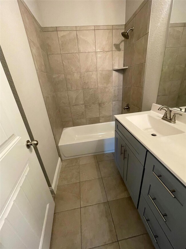 729 Hackamore St, White Settlement, TX 76108 - photo 3