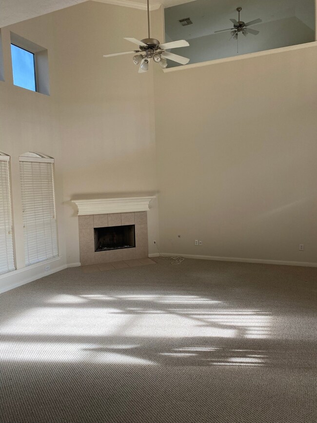 2107 Spur Canyon Ct, Richmond, TX 77469 - photo 4