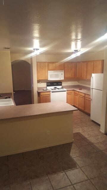 2315 E 36th Ave, Apache Junction, AZ 85119 - photo 4