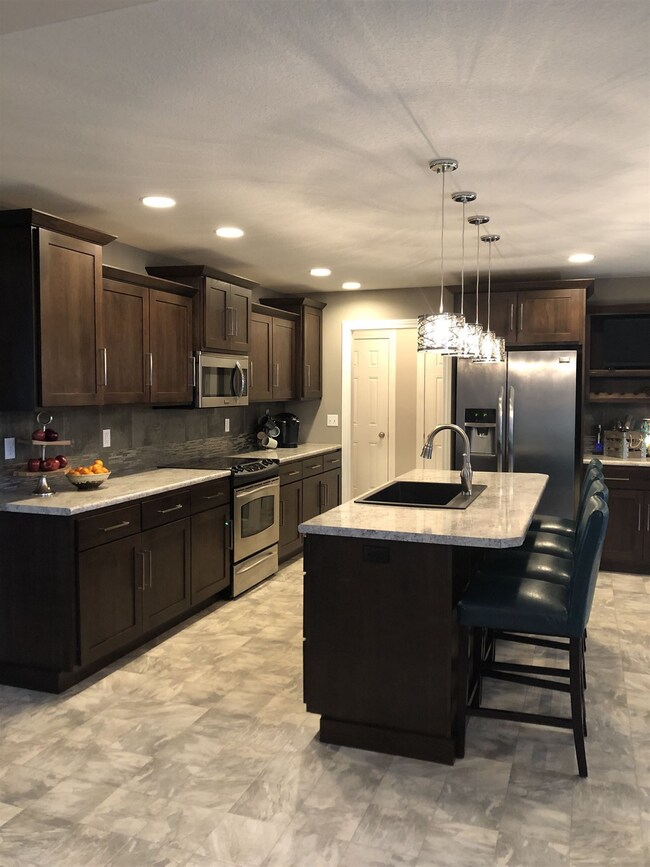 6621 Raspberry Ct, Churubusco, IN 46723 - photo 5