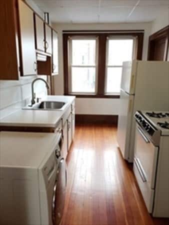 6 W Main St unit 2, Westborough, MA 01581 - photo 2