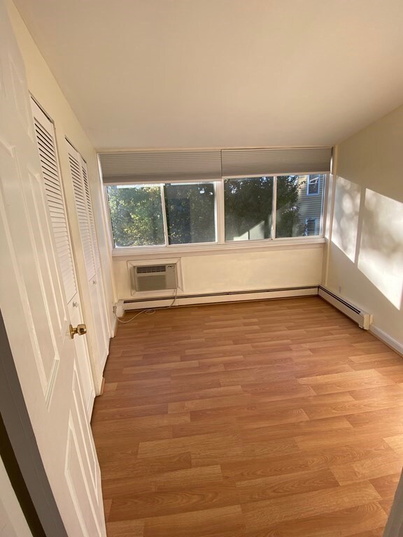 516 Green St unit 2B, Cambridge, MA 02139 - photo 4