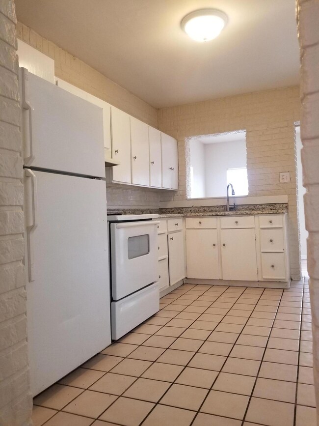 107 Cocoa Place, Cocoa, FL 32922 - photo 3