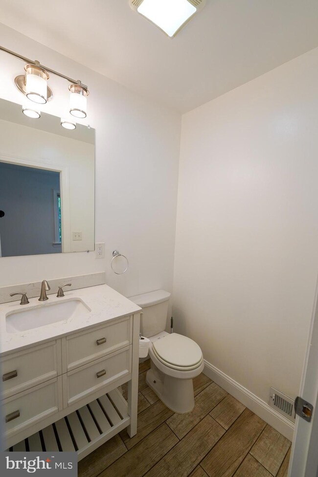 8 S Atlantic Ave, Haddon Township, NJ 08108 - photo 4